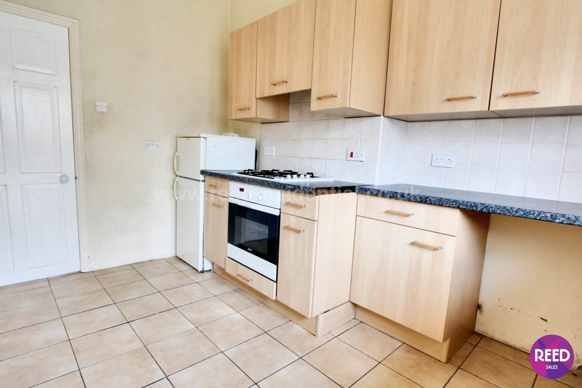 Station Road, Southend, Image 3