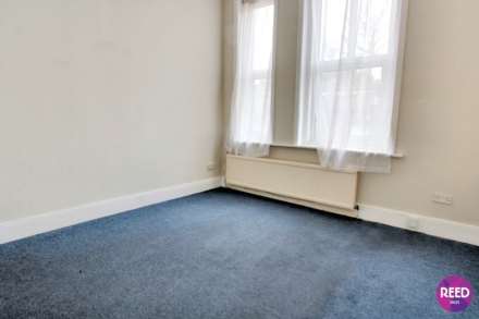 Station Road, Southend, Image 7
