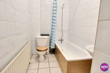 Station Road, Southend, Image 8