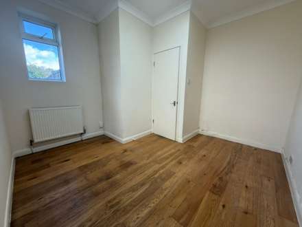 Ambleside Drive, Southend On Sea, Image 6