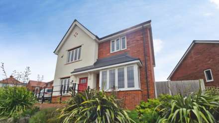 Elm Walk, Rayleigh, Image 1