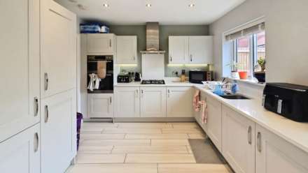 Elm Walk, Rayleigh, Image 4