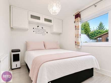 Hamlet Court Road, Westcliff On Sea, Image 10