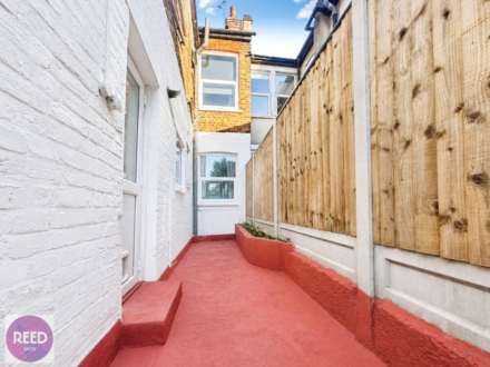 Hamlet Court Road, Westcliff On Sea, Image 13