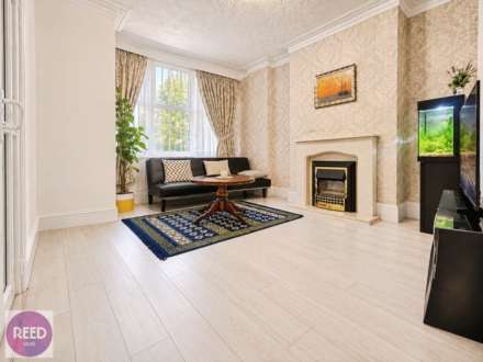 Hamlet Court Road, Westcliff On Sea, Image 3