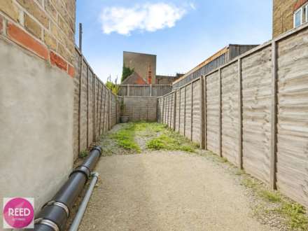 Valyrie Road, Westcliff On Sea, Image 10