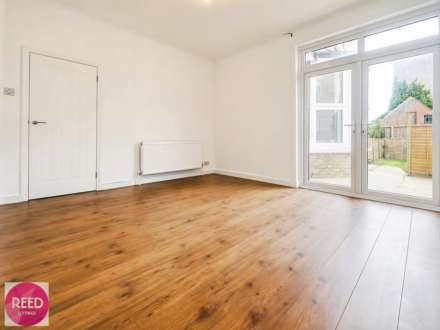 Valyrie Road, Westcliff On Sea, Image 6