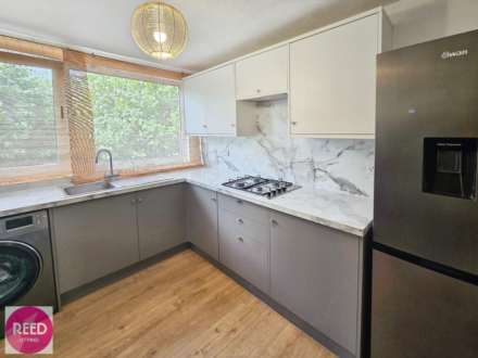 Manor Road, Westcliff On Sea, Image 2