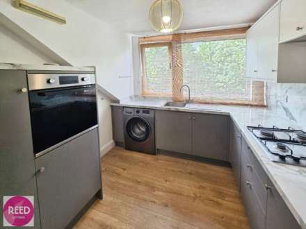 Manor Road, Westcliff On Sea, Image 3