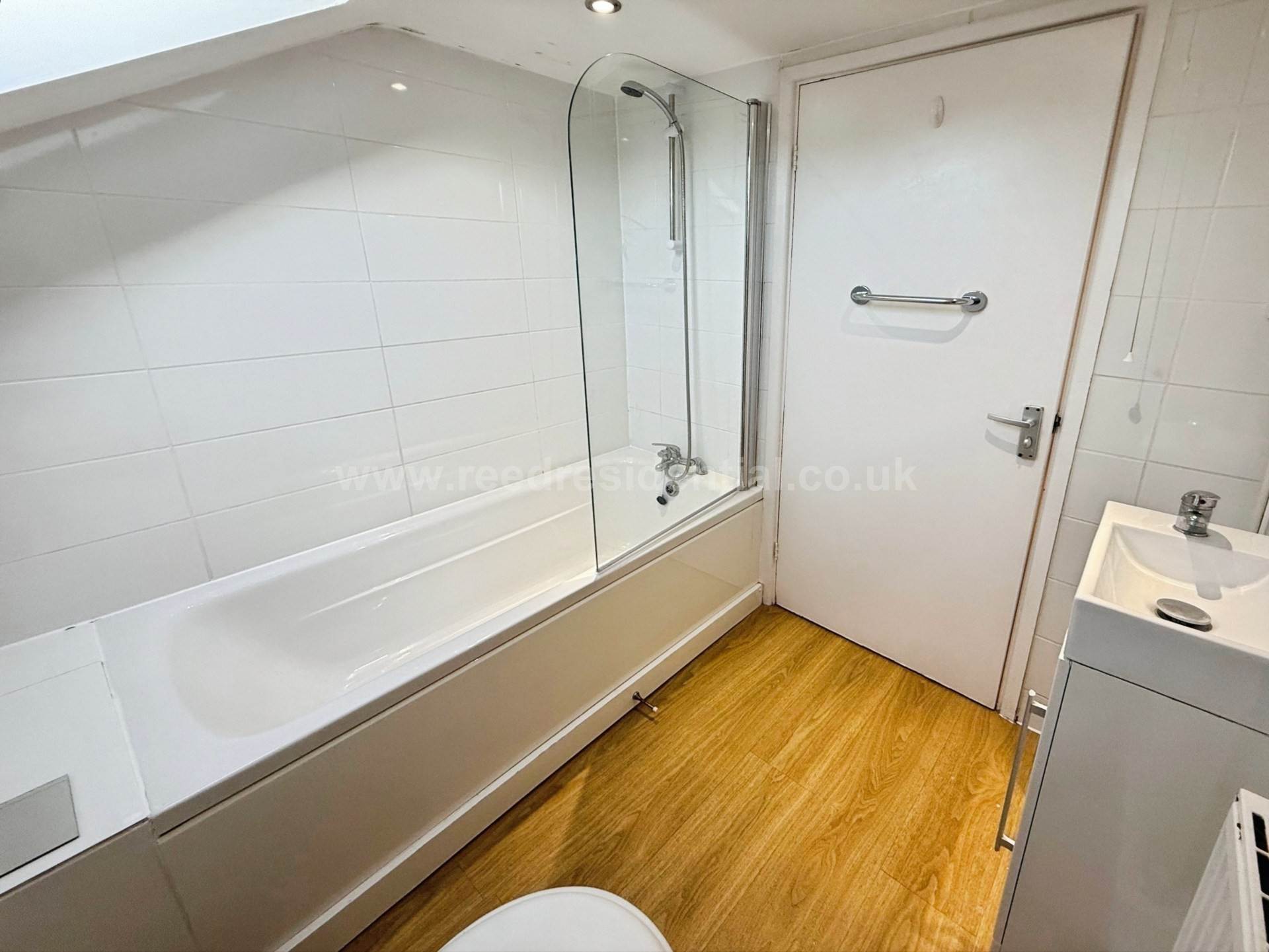 Castle Boulevard, Lenton, England, Image 10
