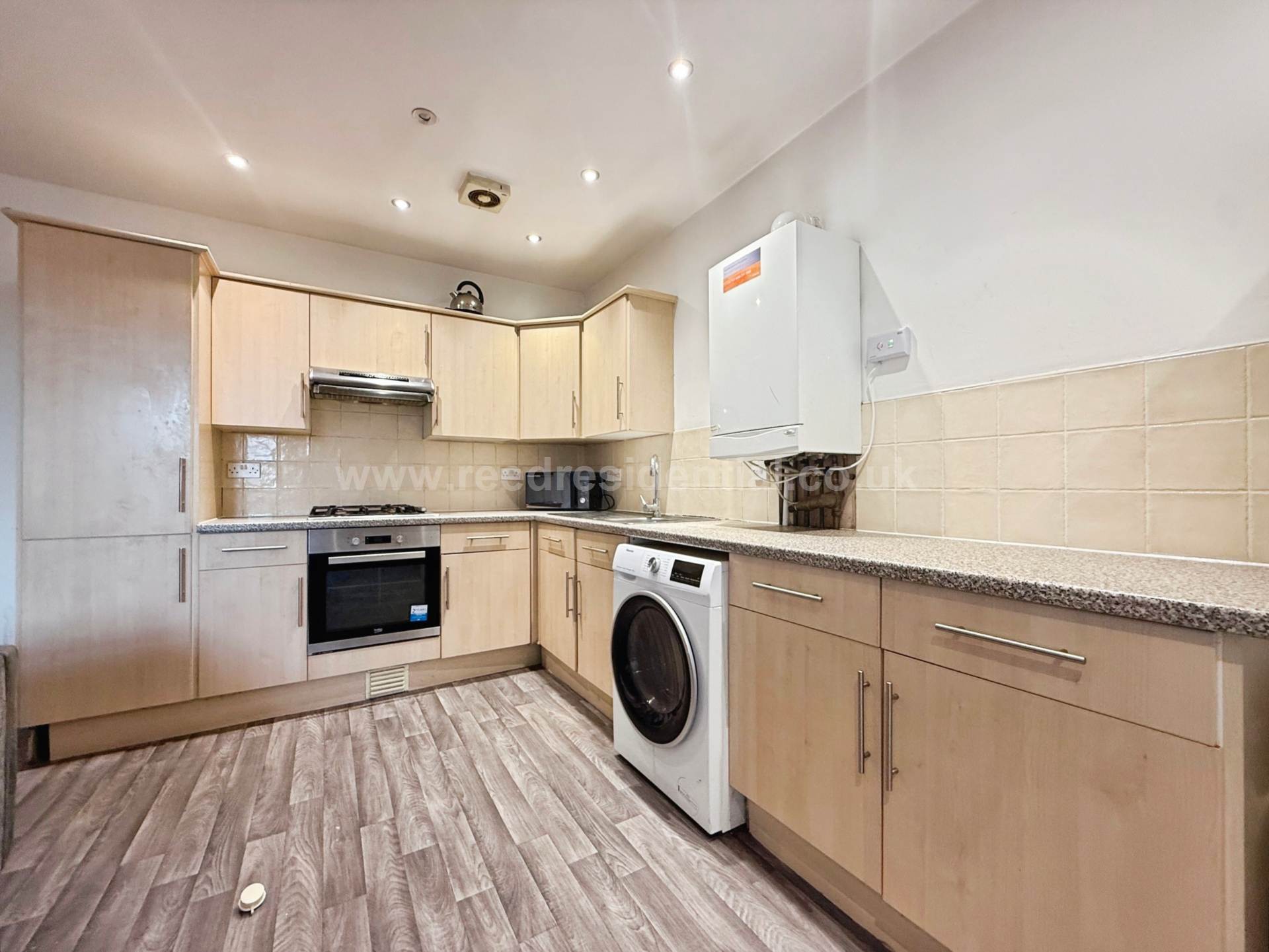 Castle Boulevard, Lenton, England, Image 8