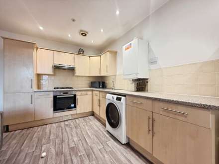 Castle Boulevard, Lenton, England, Image 8