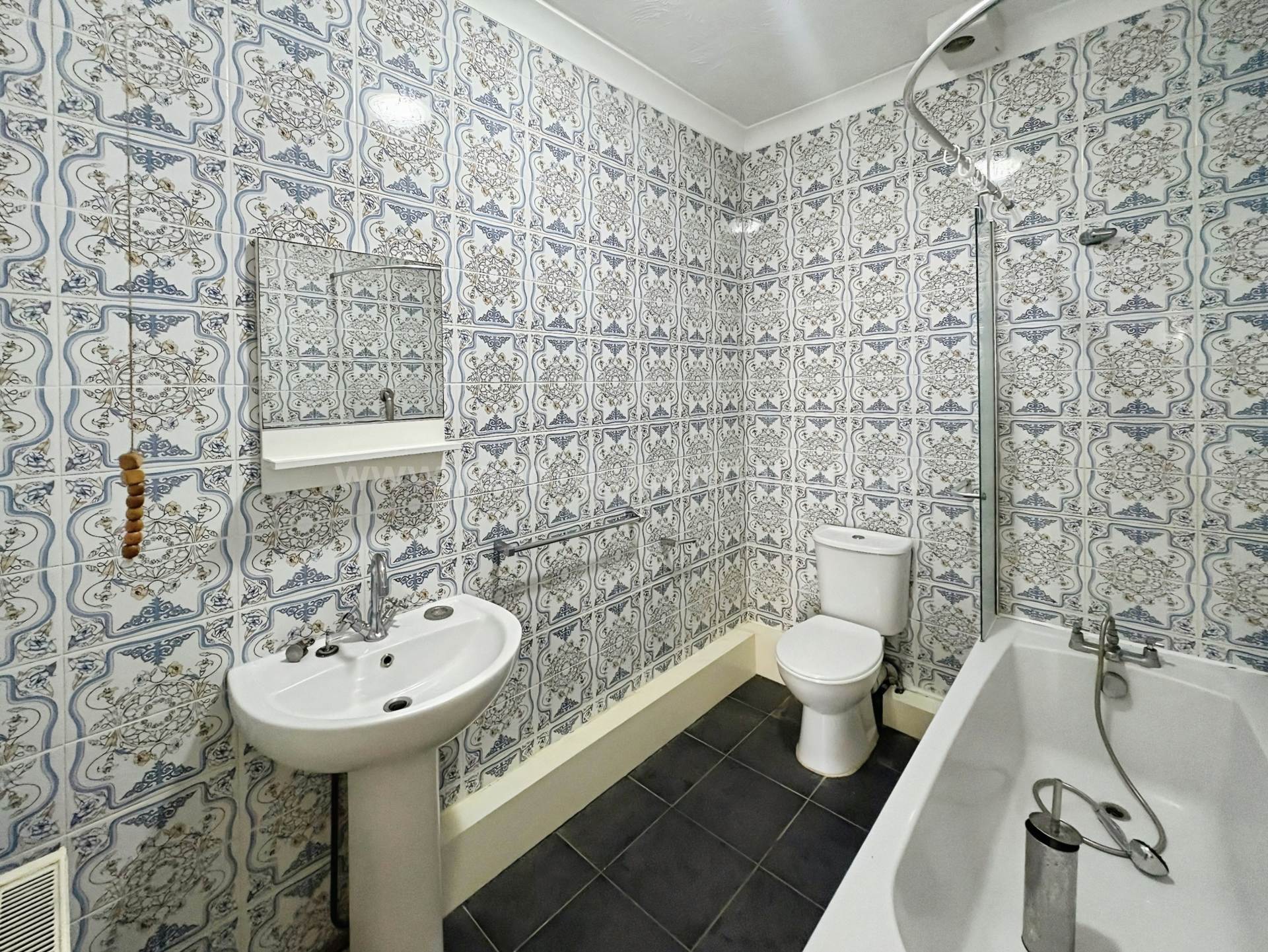 London Road, Westcliff On Sea, Image 7