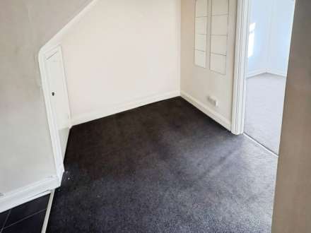London Road, Westcliff On Sea, Image 10