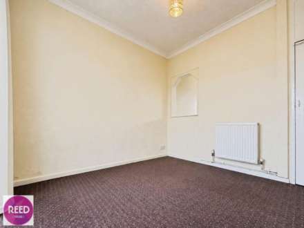 Sidmouth Avenue, Westcliff On Sea, Image 4