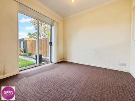 Sidmouth Avenue, Westcliff On Sea, Image 5