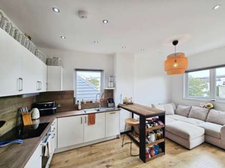 Whitefriars Crescent, Westcliff On Sea, Image 4