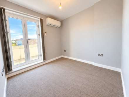 Leigh Road, Leigh On Sea, Image 13