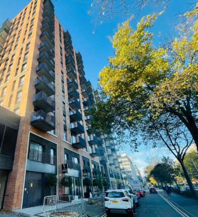 Victoria Central, Victoria Avenue, Southend On Sea, Image 2