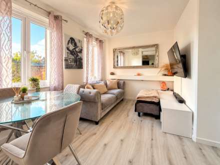 Tony Webb Close, Colchester, Image 3