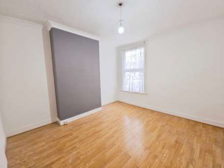 Cotswold Road, Westcliff on Sea, Image 6