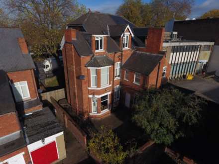 10 Bedroom House, Derby Road, Lenton