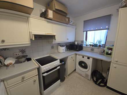 Roots Hall Drive, Southend On Sea, Image 4