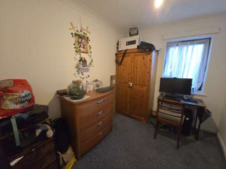 Roots Hall Drive, Southend On Sea, Image 6