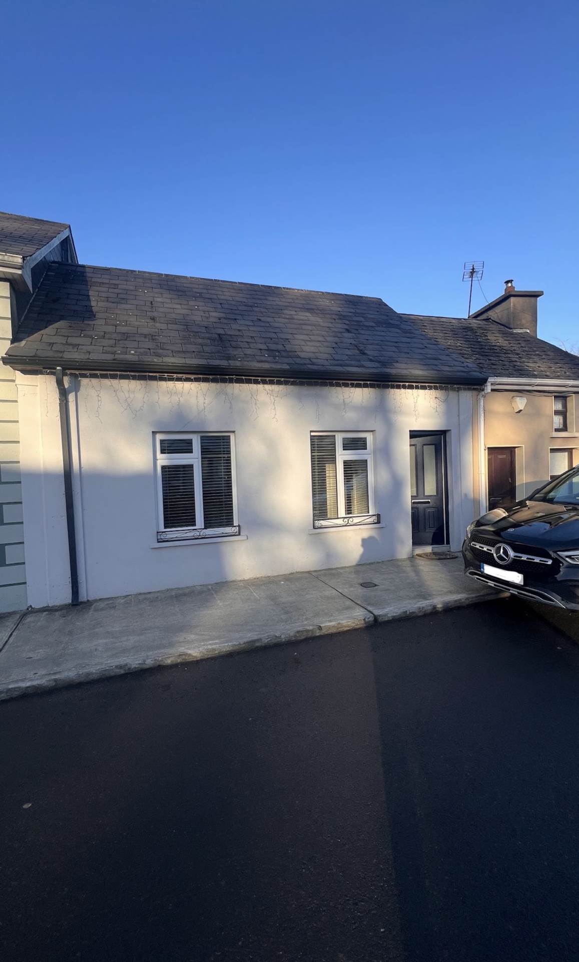 Pike Street, Dromcolliher, P56 YR99