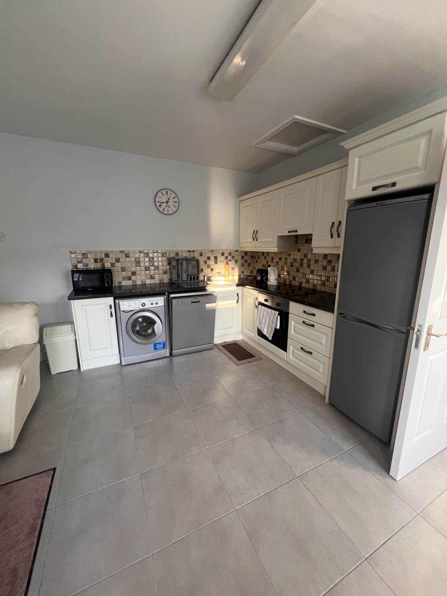 Pike Street, Dromcolliher, P56 YR99 Pike Street, Dromcolliher, P56 YR99