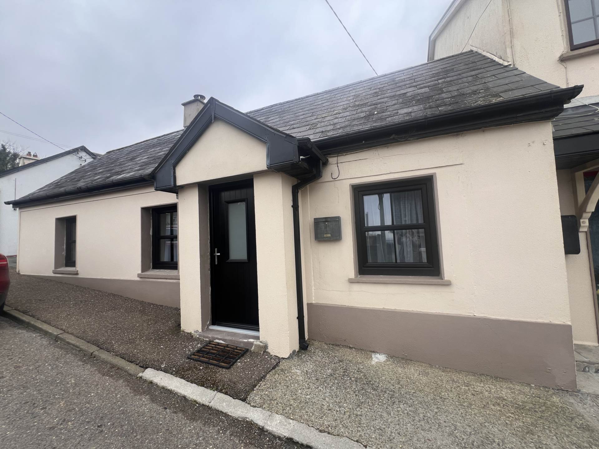 Main Street, Tullylease, P56 WR68