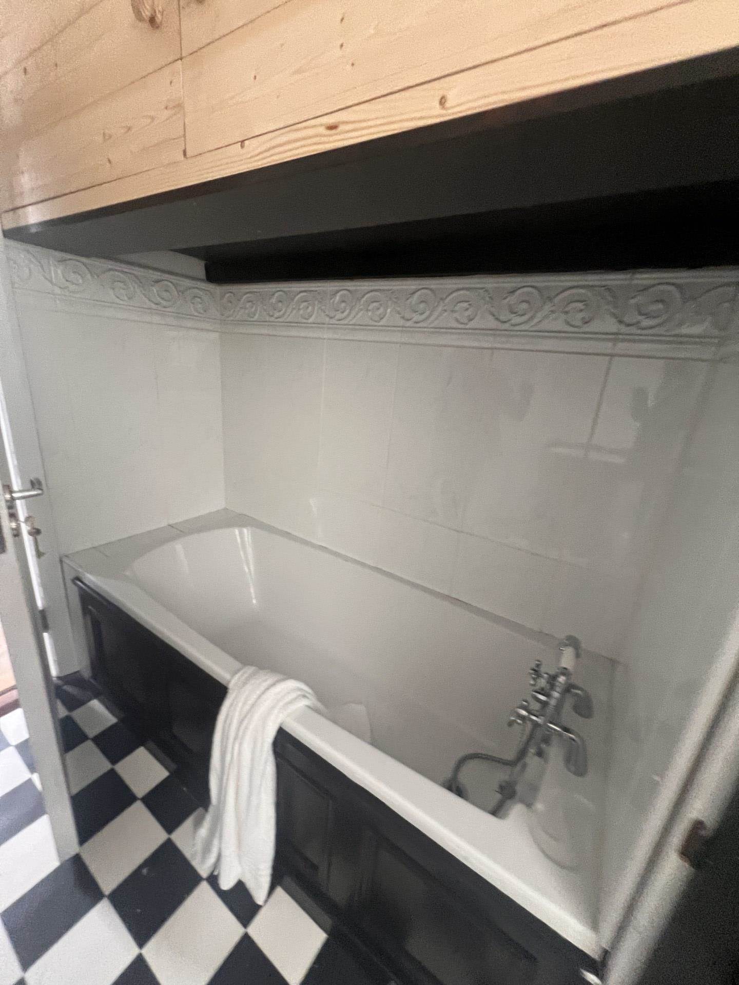 Canal Bank, Killaloe, V94 CY86, V94 CY86