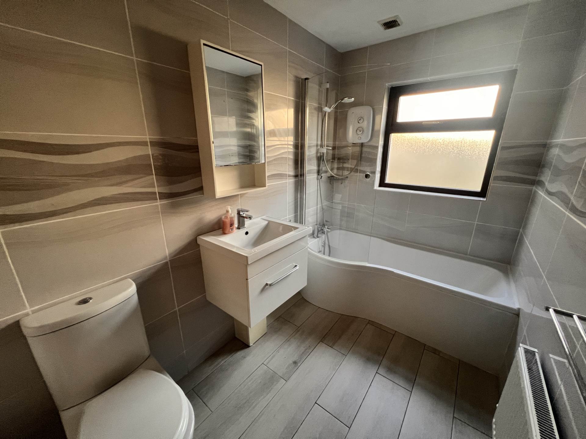 Glenastar, Ardagh, V42 NX62  Glenastar, Ardagh, V42 NX62