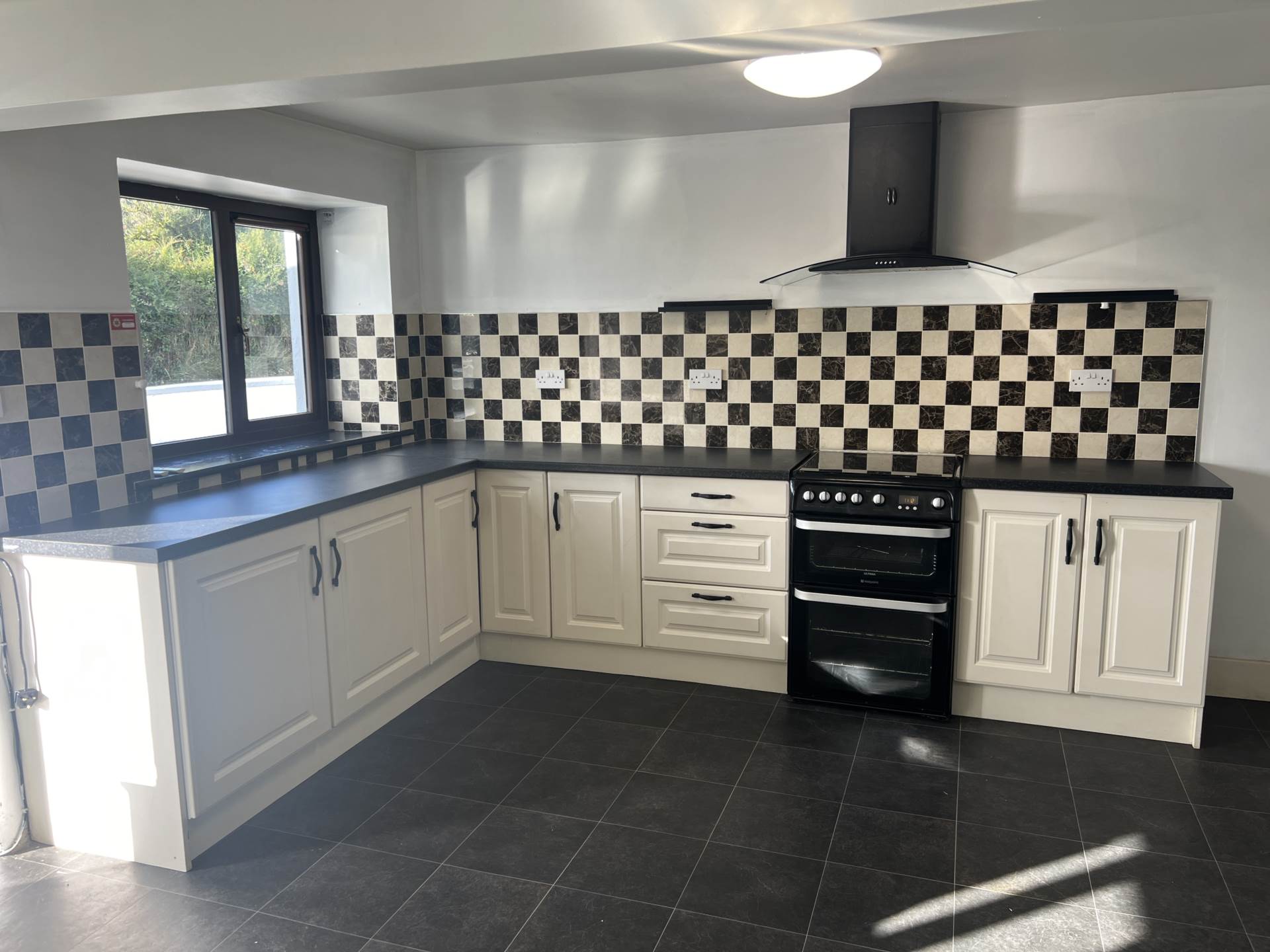 Glenastar, Ardagh, V42 NX62  Glenastar, Ardagh, V42 NX62