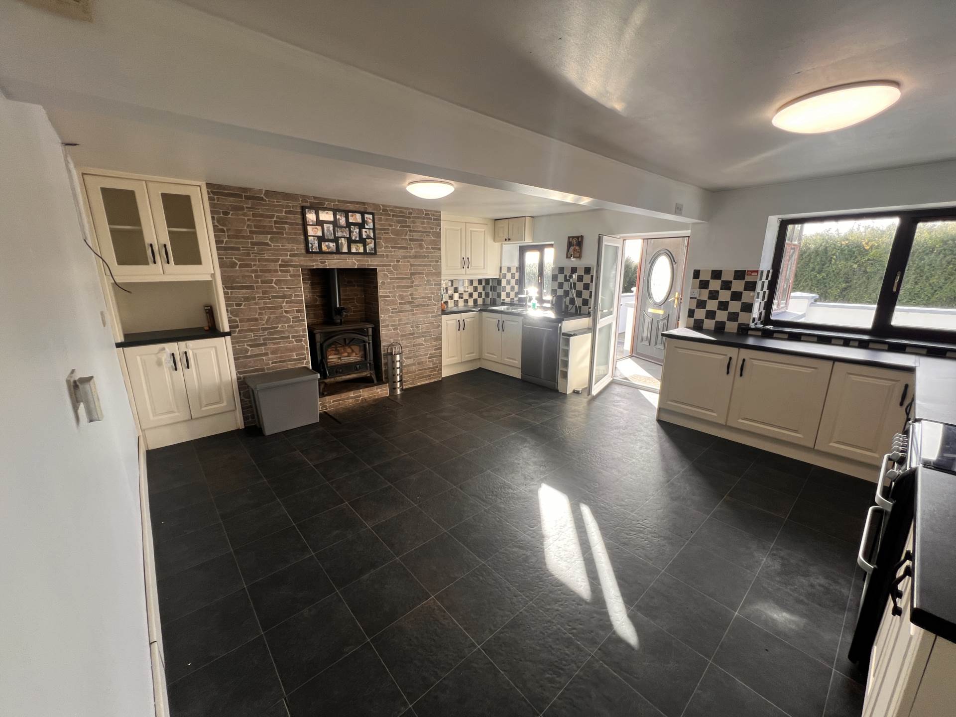 Glenastar, Ardagh, V42 NX62  Glenastar, Ardagh, V42 NX62