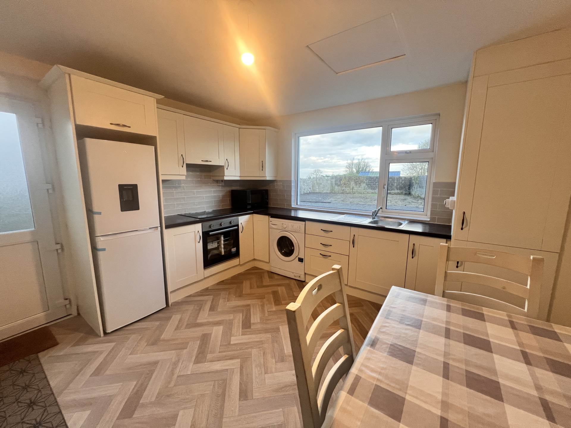 Main Street, Shanagolden, V94 T8WR  Main Street, Shanagolden, V94 T8WR