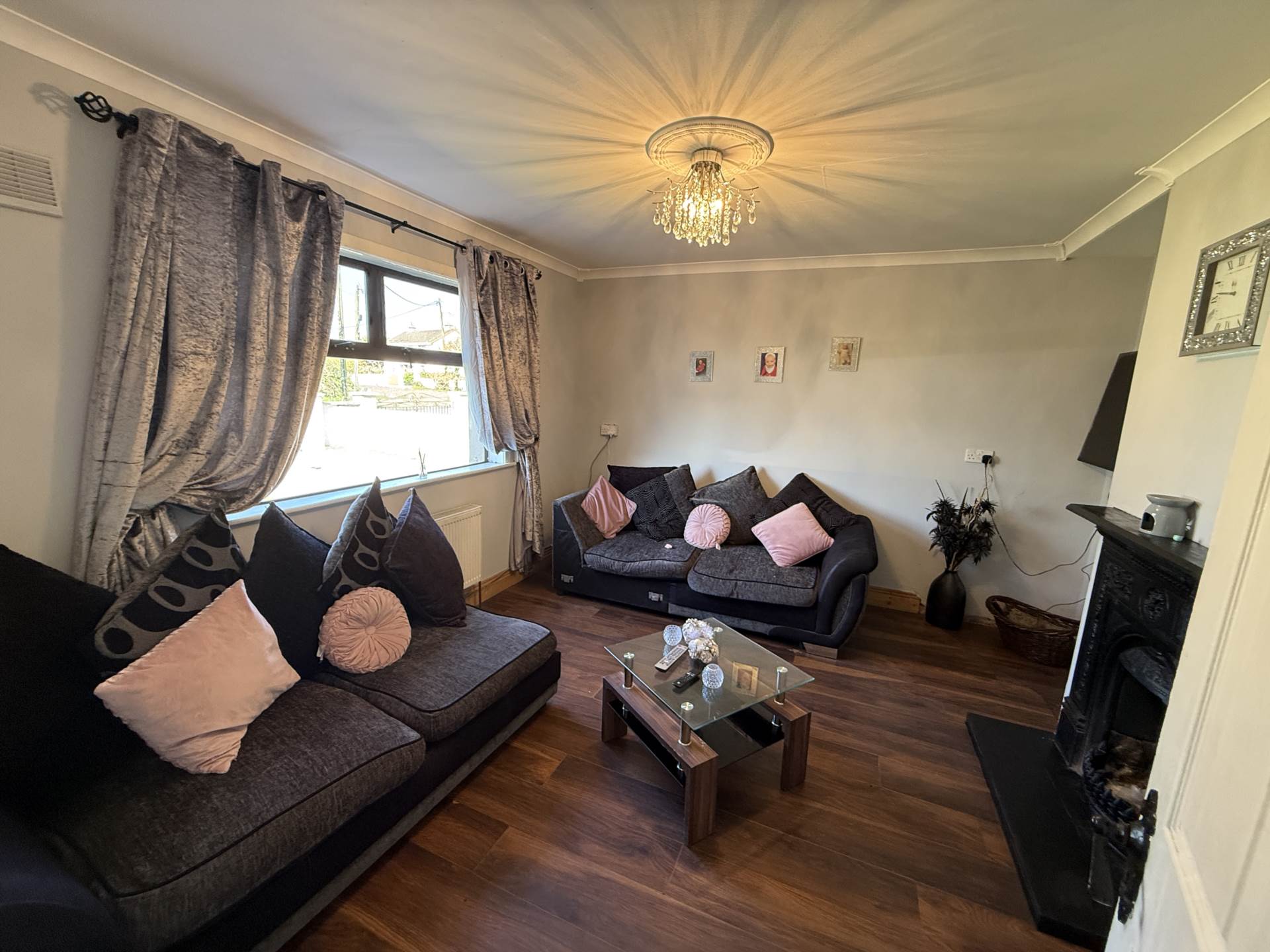 10 St Joseph`s Park, Dromcollogher, Co Limerick, P56 DH30  10 St Joseph`s Park, Dromcollogher, Co Limerick, P56 DH30