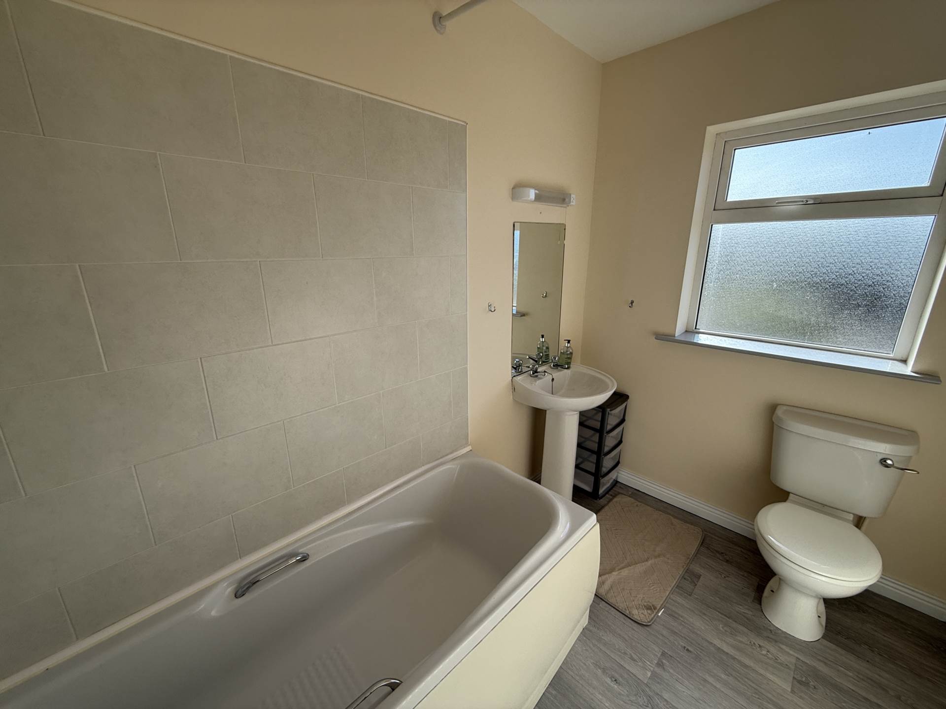 60 Bishop Court, Newcastle West, Co Limerick, V42CF38, V42 CF38 60 Bishop Court, Newcastle West, Co Limerick, V42CF38, V42 CF38