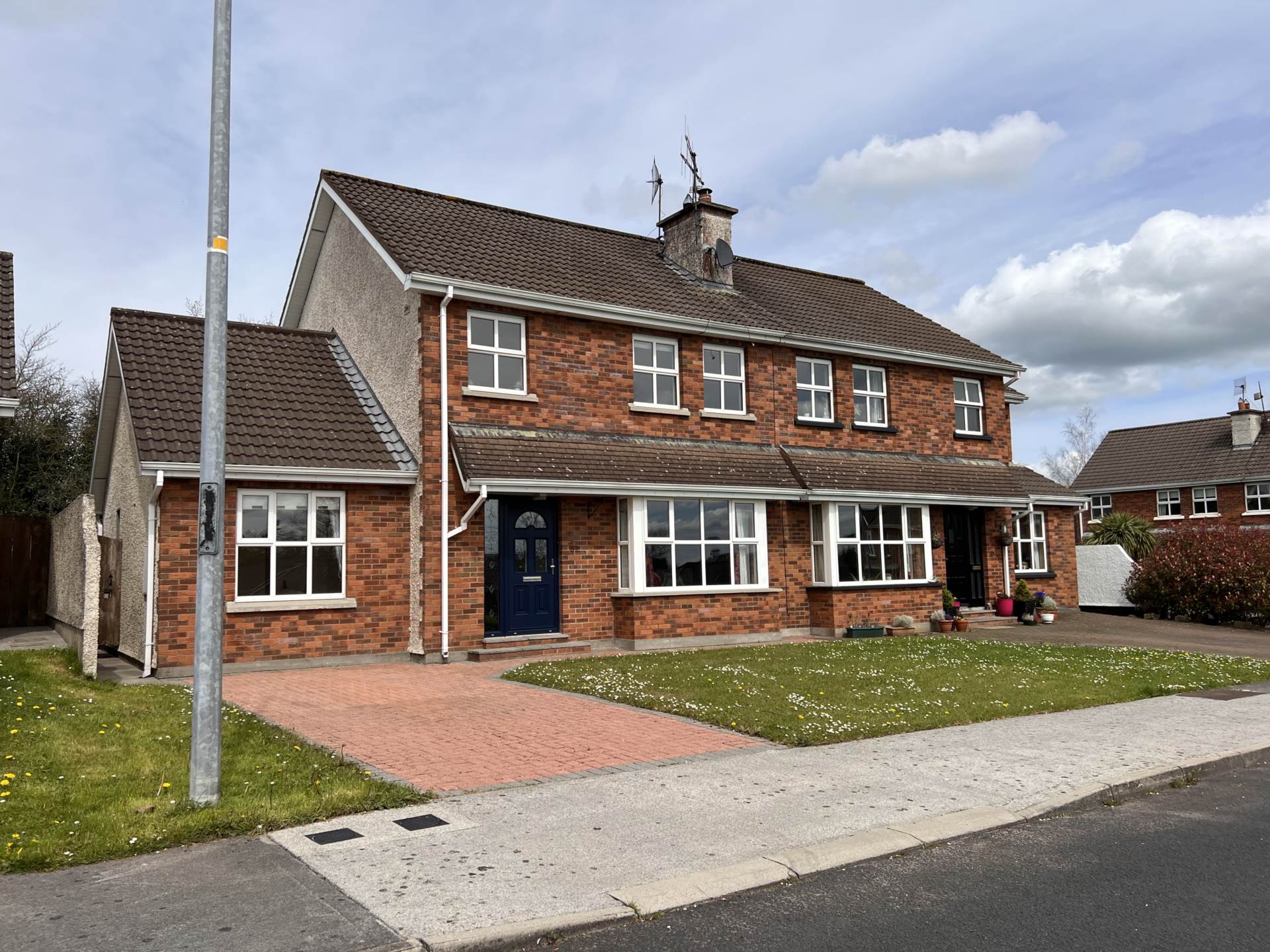Killeline Heights, Newcastle West, V42 AK59
