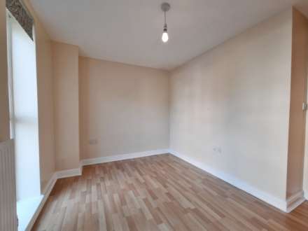 Compair Crescent, Ipswich, Image 12