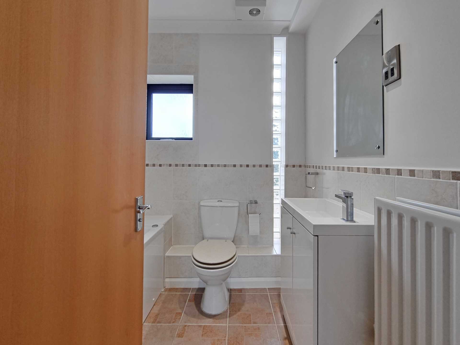 Witney Close, Ipswich, Image 25