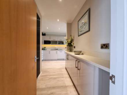 Witney Close, Ipswich, Image 4