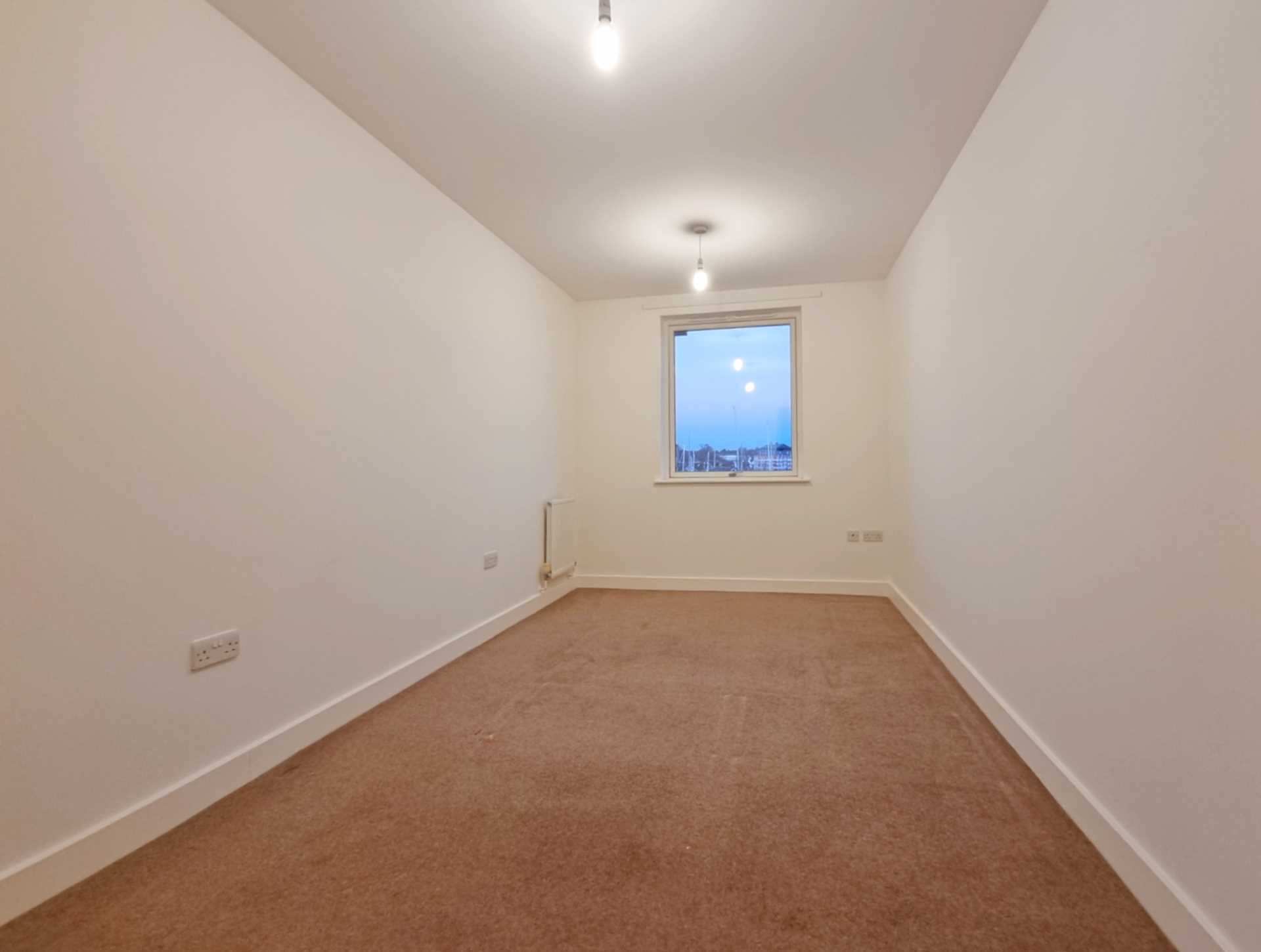 Zephyr Court, Stoke Quay, Image 6