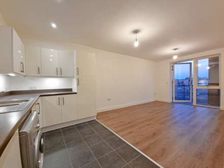 Zephyr Court, Stoke Quay, Image 3