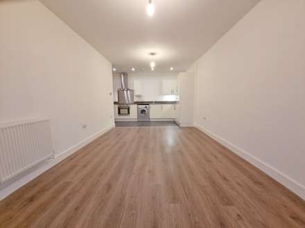 Zephyr Court, Stoke Quay, Image 5