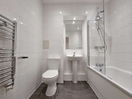 Zephyr Court, Stoke Quay, Image 7