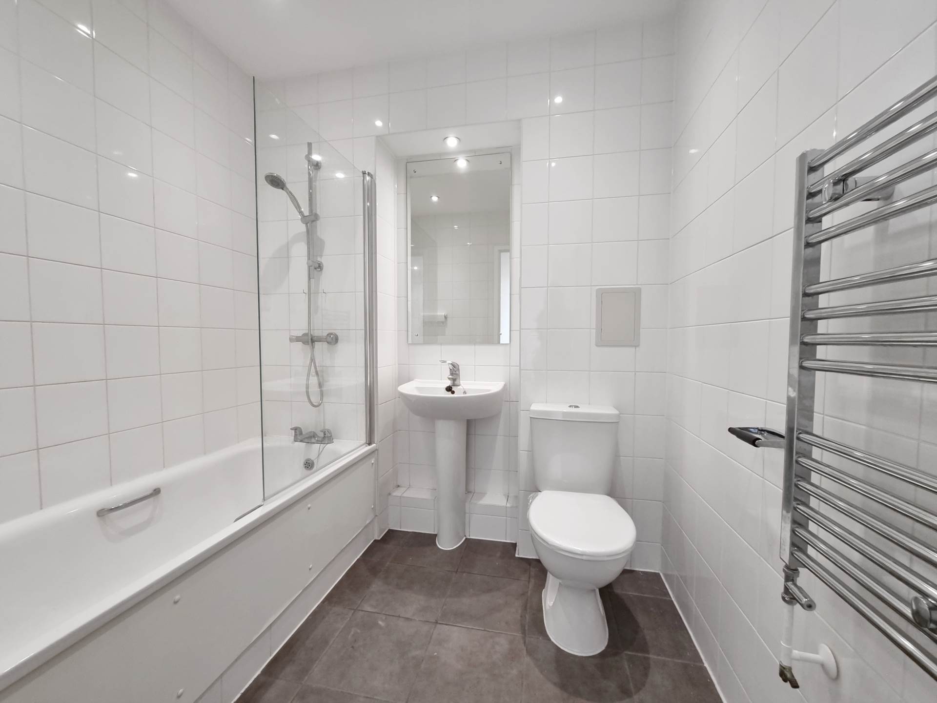 Eclipse Court, Stoke Quay, Image 12