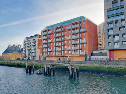 Zephyr Court, Stoke Quay, Image 13