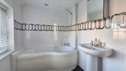 Ipswich Road, Newbourne, Image 10