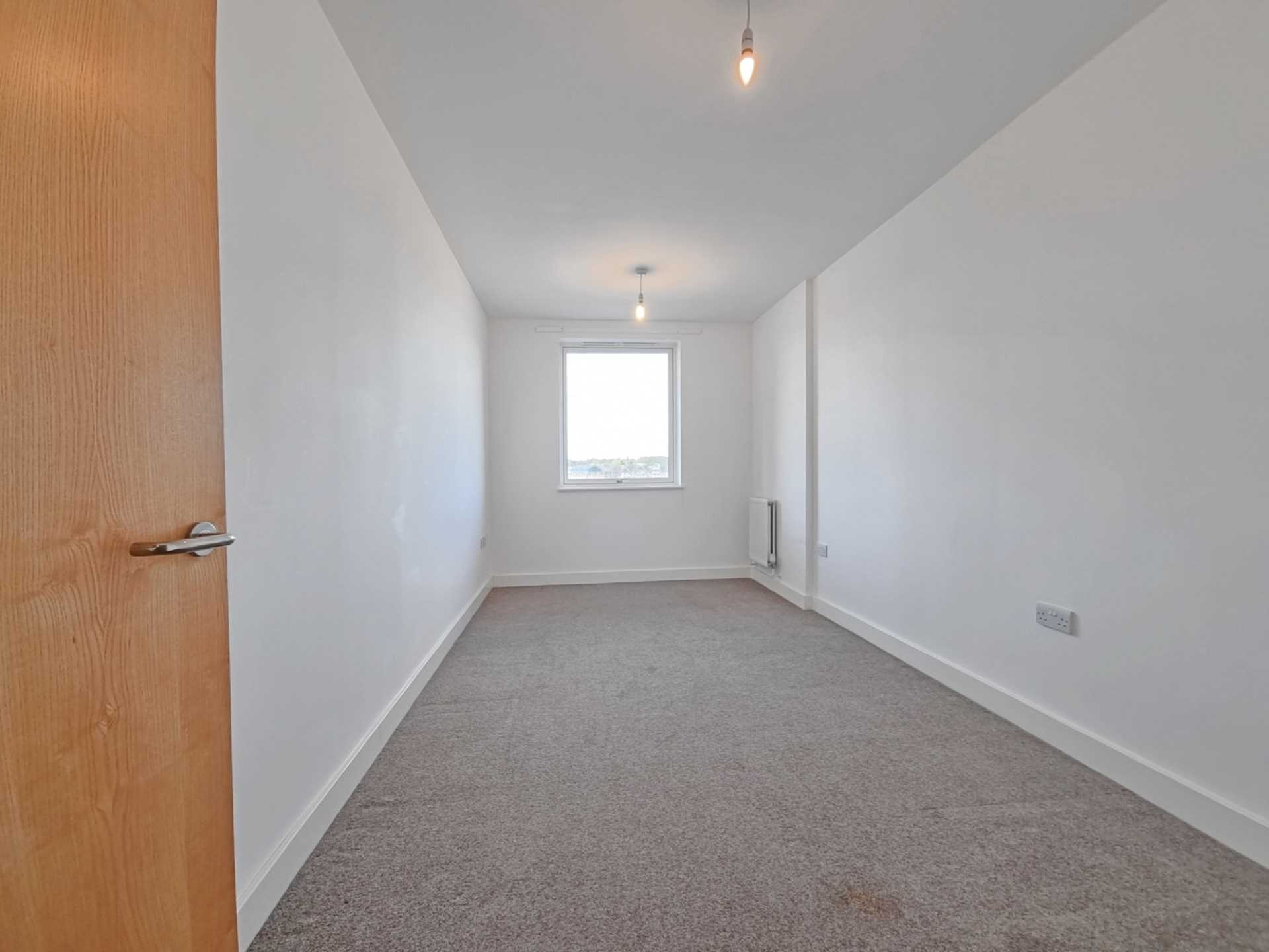 Zephyr Court, Stoke Quay, Image 4